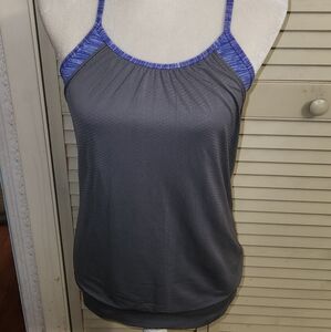 Lululemon/Ivivva  Nouveau Tank top w/built-in bra